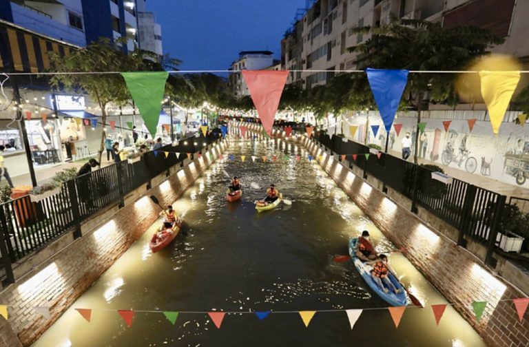 กทม.จัดงานลอยกระทง “คลองโอ่งอ่าง” ปชช.ทยอยร่วมงาน