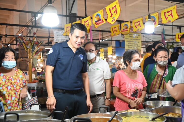 “พาณิชย์”ตรวจตลาดช่วงกินเจ สุดคึกคัก ผนึกกำลังตลาดกลางลุยเติมผักเต็มสูบ ราคาถูกกว่าปีก่อน