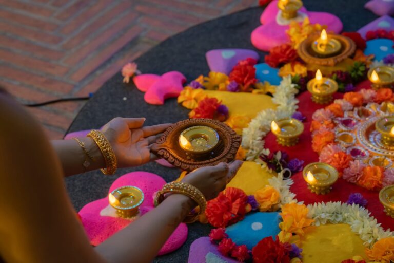 เทศกาล“ดิวาลี”นอกอินเดียครั้งใหญ่ ณ คลองโอ่งอาง