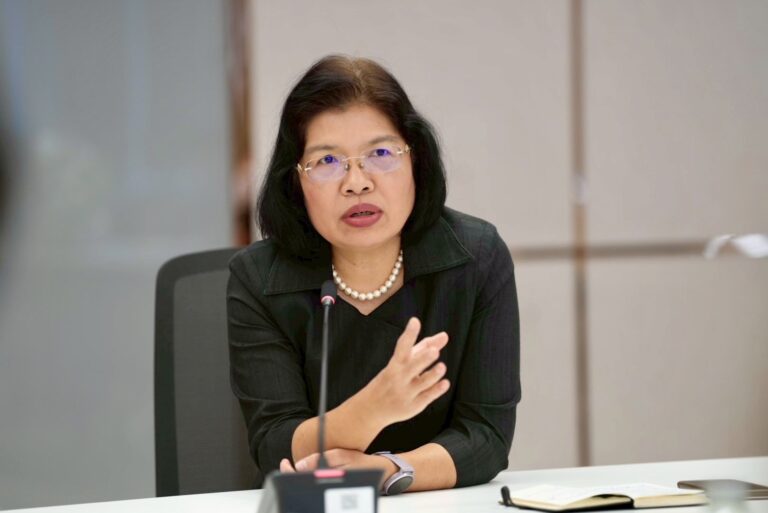 กรมทรัพย์สินทางปัญญา จับมือ ปอศ. กวาดล้างสินค้าละเมิดทรัพย์สินทางปัญญา ปูพรมตรวจห้างดังใน กทม. คู่ขนานกับตลาดในภาคเหนือ – ตะวันออก